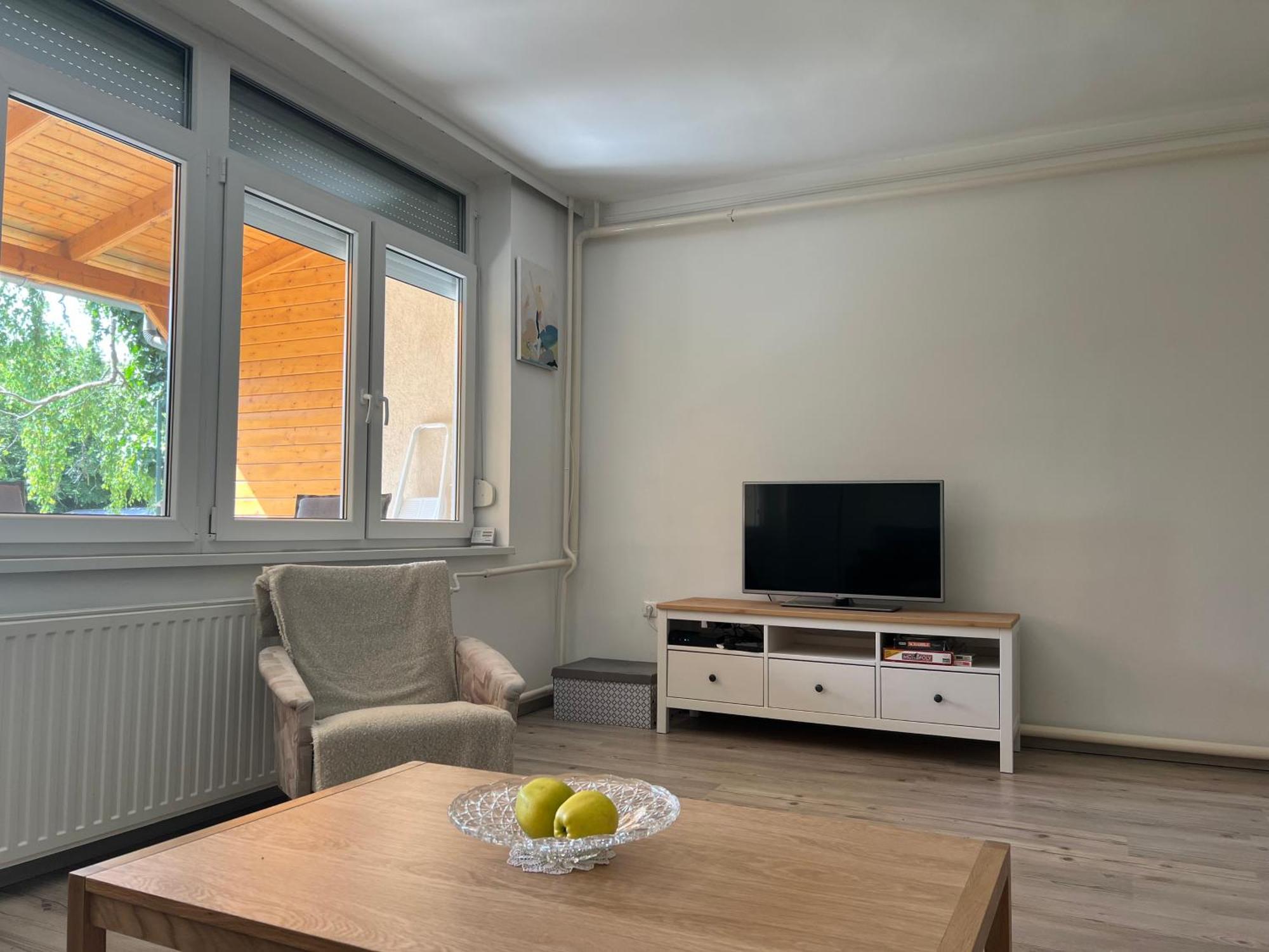 Jo Hely Apartment Balatonalmádi Екстериор снимка